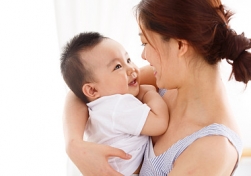 如何判斷母乳不足？